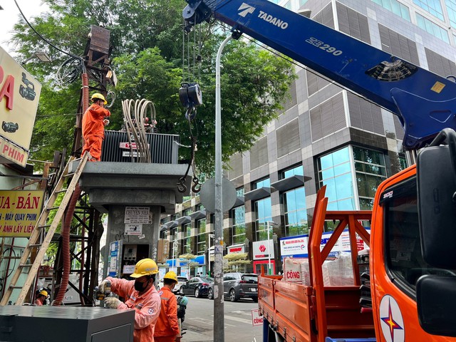 Chính phủ 'thúc' Bộ Công thương hoàn thiện loạt dự thảo cơ chế điện